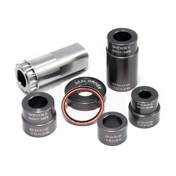 DT ratchet tool, seal driver, hub guides